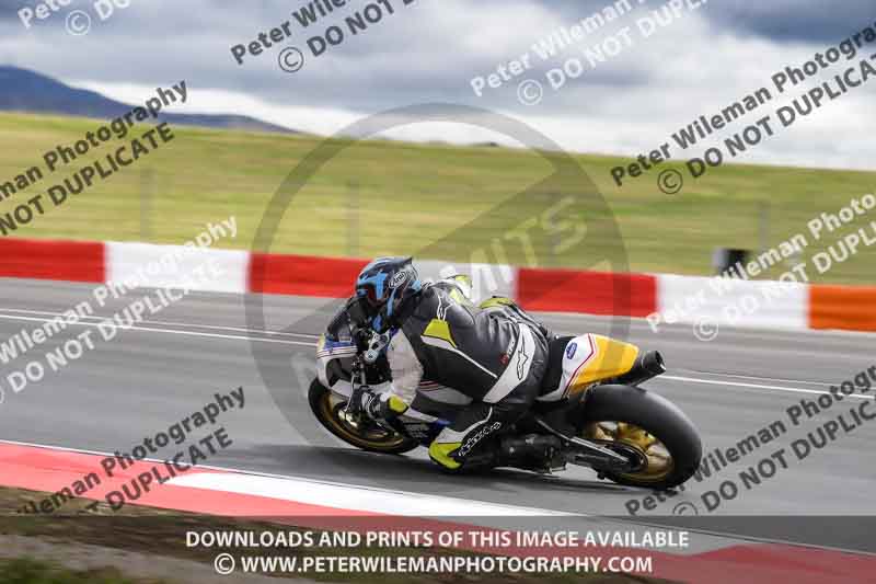 cadwell no limits trackday;cadwell park;cadwell park photographs;cadwell trackday photographs;enduro digital images;event digital images;eventdigitalimages;navarra;no limits trackdays;peter wileman photography;racing digital images;trackday digital images;trackday photos